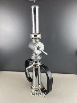 Buse de pompier vintage Powhaton Chrome 2 1/2 po avec embout de 1 1/4 po