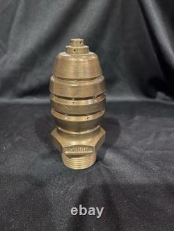 Buse de tuyau d'incendie Akron Brass 1 pour cave ou sous-sol