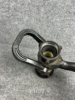 Buse de tuyau d'incendie Akron Brass 4820 avec poignée pistolet 150 NPSH 125 GPM