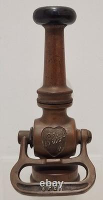 Buse de tuyau d'incendie Chief Firefighter Vintage Elkhart Brass Mfg. Co. 8 1/2 pouces