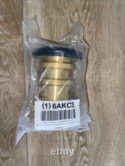 Buse de tuyau d'incendie GRAINGER APPROVED 6AKC3, à torsion, en laiton 6AKC3