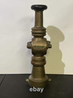 Buse de tuyau d'incendie Vintage Elkhart Chief - Mémorabilia de lutte contre l'incendie 13,5 pouces
