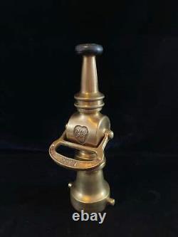 Buse de tuyau d'incendie, à bord des navires, vers la fin des années 1800