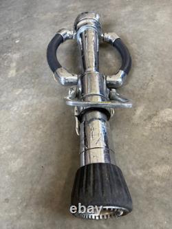 Buse de tuyau d'incendie en chrome Elkhart Brass vintage