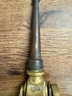 Buse de tuyau d'incendie en laiton Akron Ball vintage