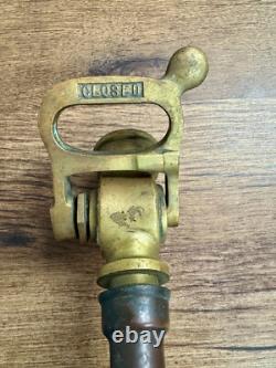 Buse de tuyau d'incendie en laiton Akron Ball vintage
