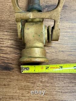 Buse de tuyau d'incendie en laiton Akron Ball vintage