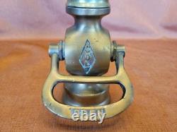 Buse de tuyau d'incendie en laiton Colt antique 12,5