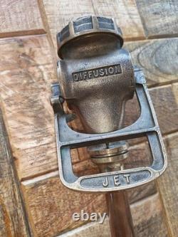 Buse de tuyau d’incendie en laiton antique de 23 pouces de long, française, en laiton et cuivre, excellent état