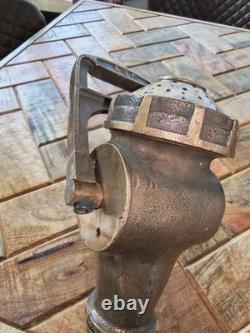 Buse de tuyau d’incendie en laiton antique de 23 pouces de long, française, en laiton et cuivre, excellent état