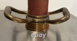 Buse de tuyau d'incendie en laiton enveloppée de tissu rouge vintage Powhatan B & I Works U. S. A