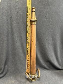 Buse de tuyau d'incendie en laiton et cuivre vintage 30 Boston Woven Hose & Rubber Co
