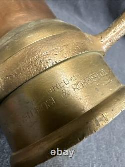 Buse de tuyau d'incendie en laiton et cuivre vintage 30 Boston Woven Hose & Rubber Co
