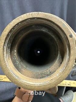 Buse de tuyau d'incendie en laiton et cuivre vintage 30 Boston Woven Hose & Rubber Co
