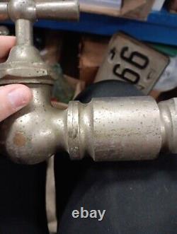 Buse de tuyau d'incendie en laiton vintage