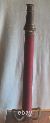 Buse de tuyau d'incendie en laiton vintage 1968 Powhatan B&I Works NS 30 Sapeur-pompier West VA