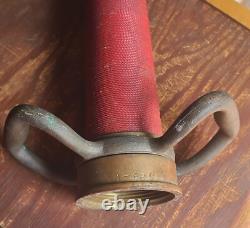 Buse de tuyau d'incendie en laiton vintage 1968 Powhatan B&I Works NS 30 Sapeur-pompier West VA