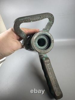 Buse de tuyau d’incendie militaire américaine vintage en laiton 1,5 NPSH NSN 4210-00-465-1906 RARE