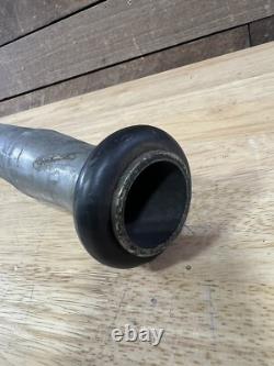 Buse de tuyau d’incendie vintage de pompier 27,5
