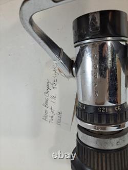 Buse de tuyau de pompier Turbojet de la société AKRON en laiton vintage, en bon état