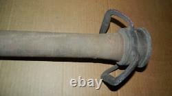Camion de pompier antique vintage avec tuyau de jeu enroulé de corde + buse en laiton