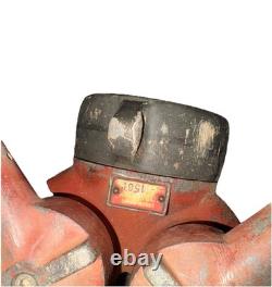 Diviseur de borne-fontaine Akron Brass (1581), clé, et buse de pulvérisation TurboJet Akron 1715