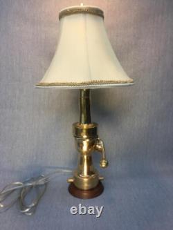 Douche à incendie Morse vintage transformée en lampe sur mesure