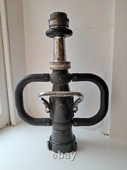 Elkhart ENG 2 Buse d'incendie 4 1/8 en laiton Playpipe Ladder Hook Arkon Utilisé
