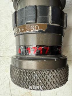 Lot de 2 buses de tuyau d'incendie Akron Brass Turbojet 1,5 NH Style 1717 (voir notes)