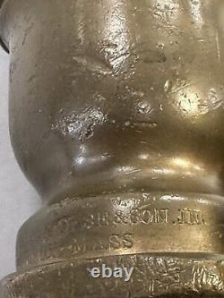 MFD par AJ Morse and Son Inc. Buse de tuyau d'incendie en laiton pour pompier. Extrêmement rare