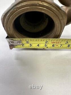 MFD par AJ Morse and Son Inc. Buse de tuyau d'incendie en laiton pour pompier. Extrêmement rare