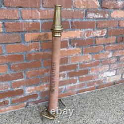 Nozzle de pompier Vintage Underwriters pour tuyau d'incendie fabriqué à Detroit en 1969, fonctionnel