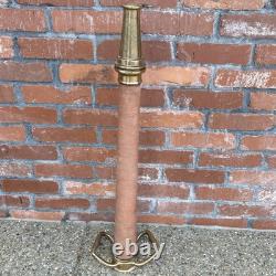 Nozzle de pompier Vintage Underwriters pour tuyau d'incendie fabriqué à Detroit en 1969, fonctionnel