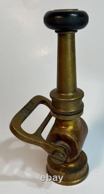 Poignée de joug de buse de tuyau d’incendie vintage en laiton
