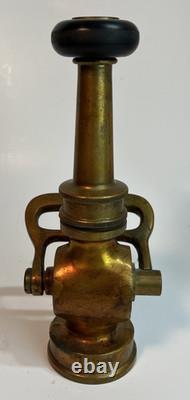 Poignée de joug de buse de tuyau d’incendie vintage en laiton