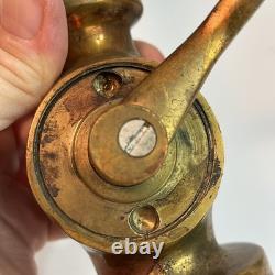 Poignée de joug de buse de tuyau d’incendie vintage en laiton