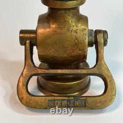 Poignée de joug de buse de tuyau d’incendie vintage en laiton