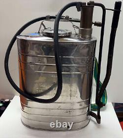 Pompe à incendie ovale vintage Smith Indian en acier inoxydable avec sangles, tuyau et buse