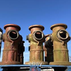 RÉCUPÉRATION DES BORNES D'INCENDIE MUELLER, Lot de 8, 23 pouces de haut, 123 lbs chacune, 1986