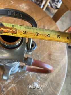 SUPERBE Buse de Tuyau d'Incendie en Laiton Massif Ancienne Vintage (CHEF) RARE - Fabriqué aux États-Unis
