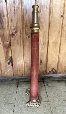 Tube à feu en laiton Vintage Underwriters avec poignée tournante et buse 30. Powhatan