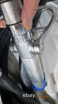 Tuyau d'extincteur de 50' avec buse et raccords 7/8