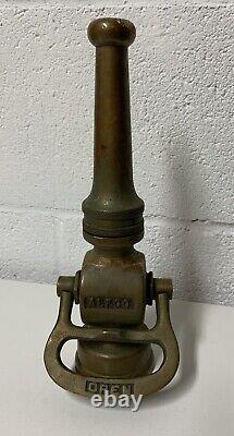 Tuyau d'incendie Allenco vintage avec support mural et buse en laiton massif 1959