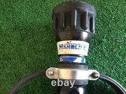 Tuyau d'incendie TFT avec buse de poignée latérale Bale 95-300 GPM à 100 PSI 2.5 NH #6