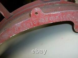 Vieille Paire De W. D. Allen Chicago Hose Racks Fire Hose