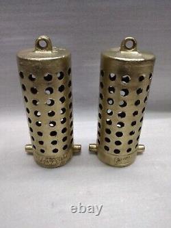 Vintage 2 Grilles de Succion pour Tuyaux d'Incendie en Laiton J. M. Loeffler Phila PA Lot de 2
