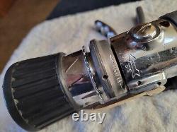 Vintage et RARE ! Buse de pompier Elkhart, 95 GPM, poignée pistolet, 20266 SFL-GT-95, 7lbs